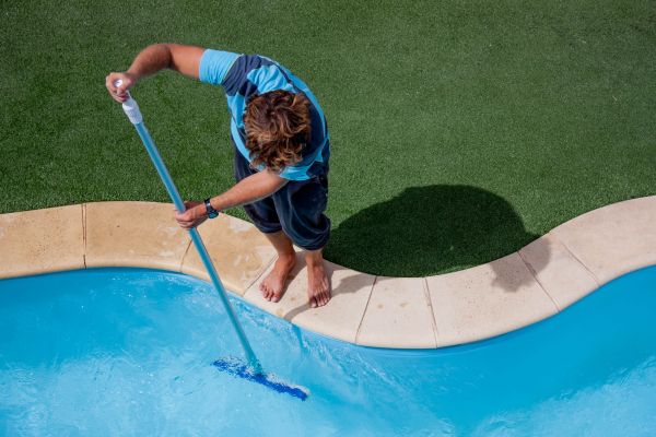Outdoor Swimming Pool Service